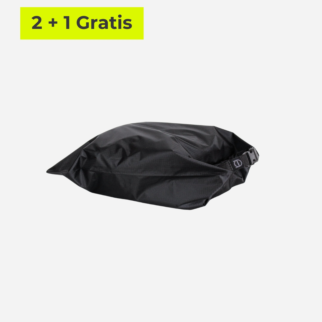 Praktische Feuchttasche für Windeln, Badesachen, Duschzeug und vieles mehr. Wetbag von Anna und Oskar