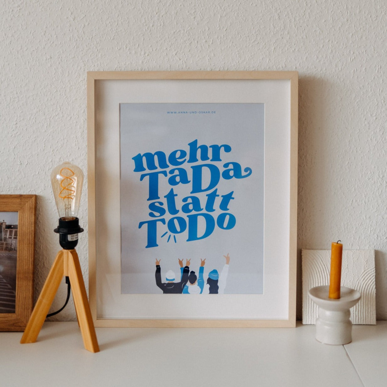 Digitaler Print zum Herunterladen und selber ausdrucken von Anna und Oskar. Poster Mehr Tada statt ToDo. 